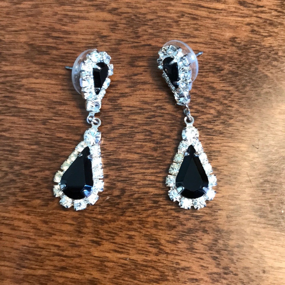 Black and white earrings